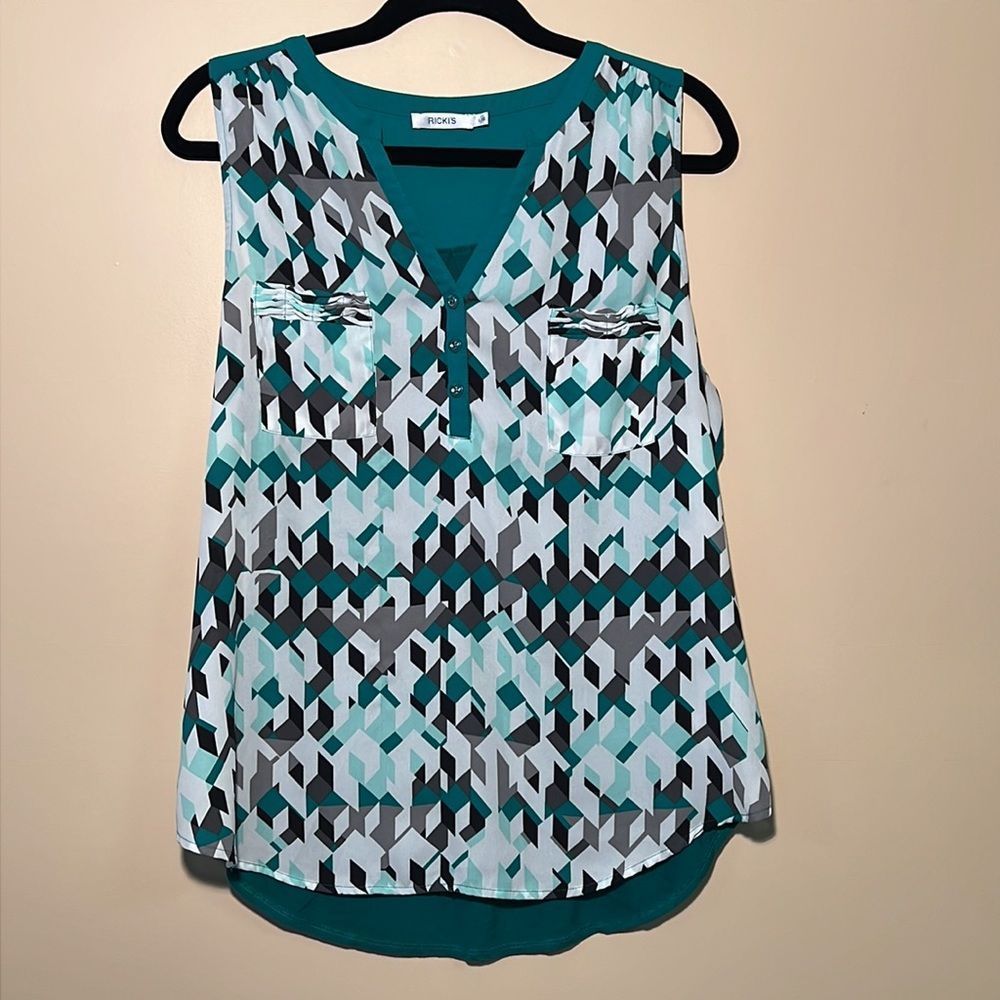 Ricki’s Henley V-Neck Top